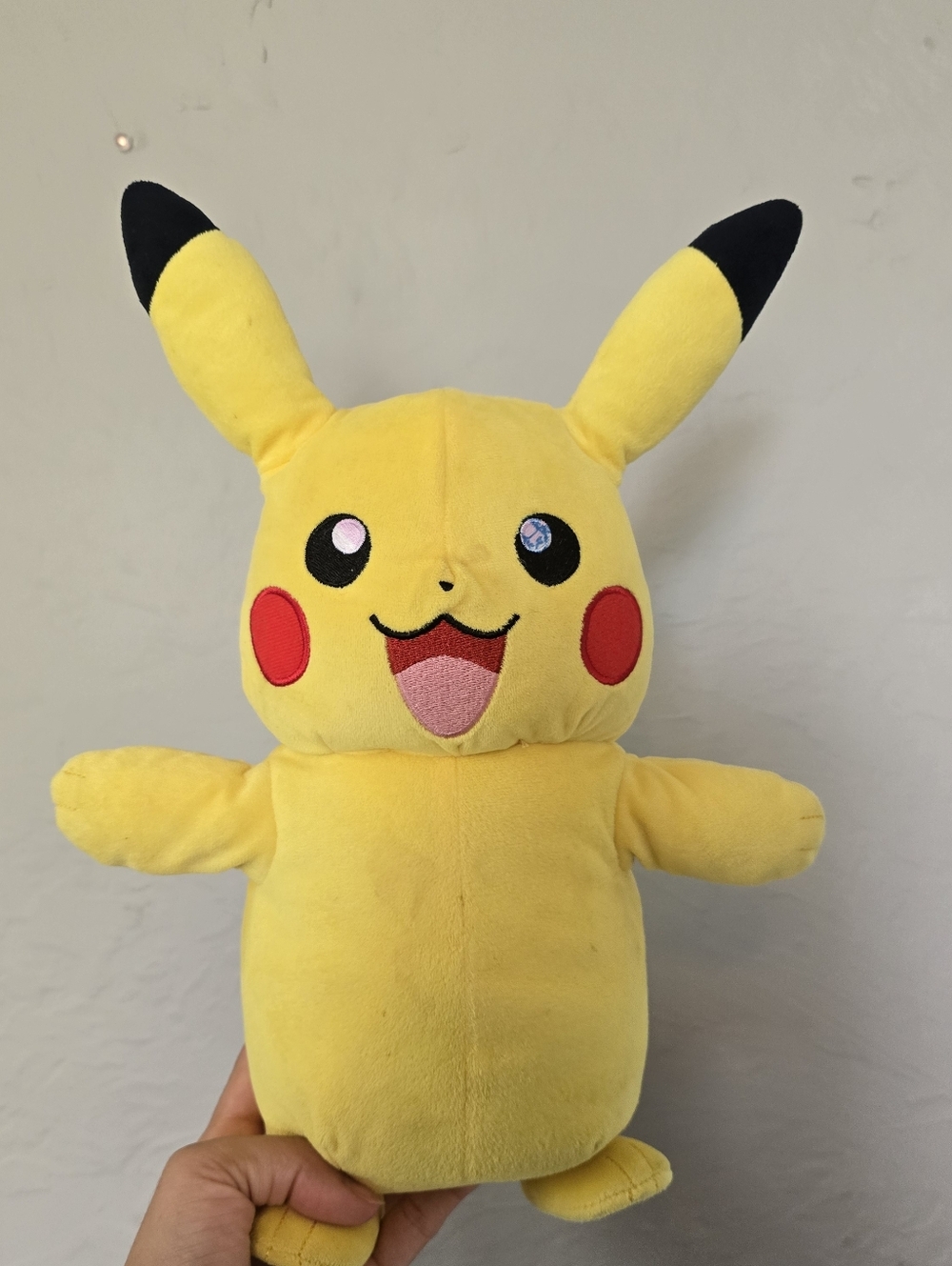 Pokemon Pikachu 8 Inch Plush Wicked Cool Toys Talking Tested & Works Licensed